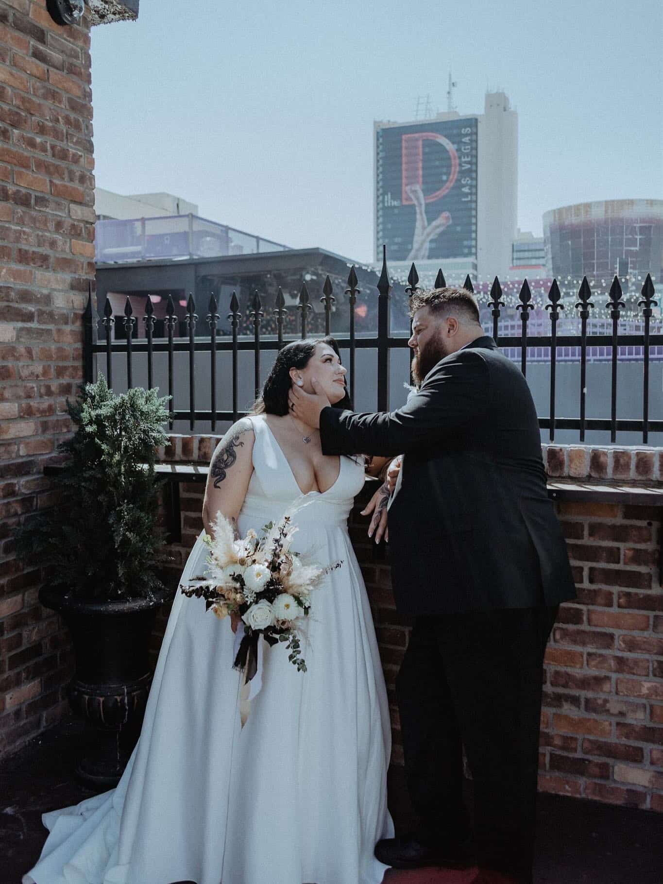 Renta de Traje y Esmoquin para tu Boda en Las Vegas